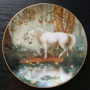 Ruth Sanderson collector plate